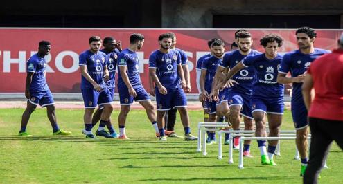 مران الأهلي.. آلام المعدة تبعد عاشور.. وإصابة قوية لحسام غالي